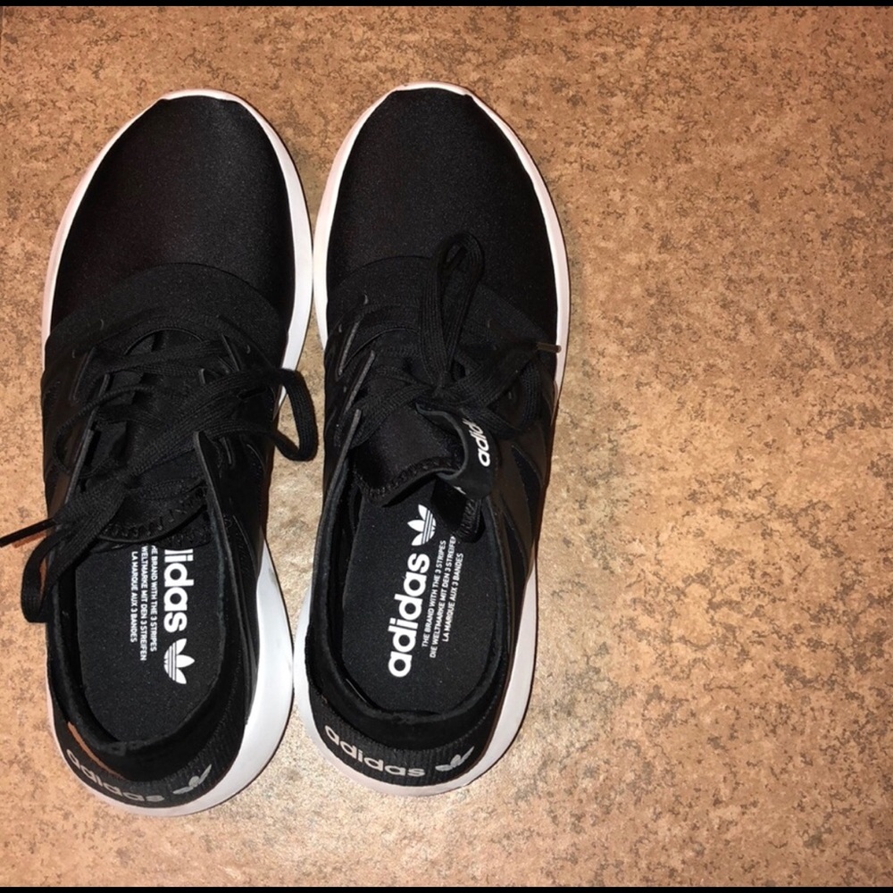 Adidas women’s sneakers - Picture 3 of 3